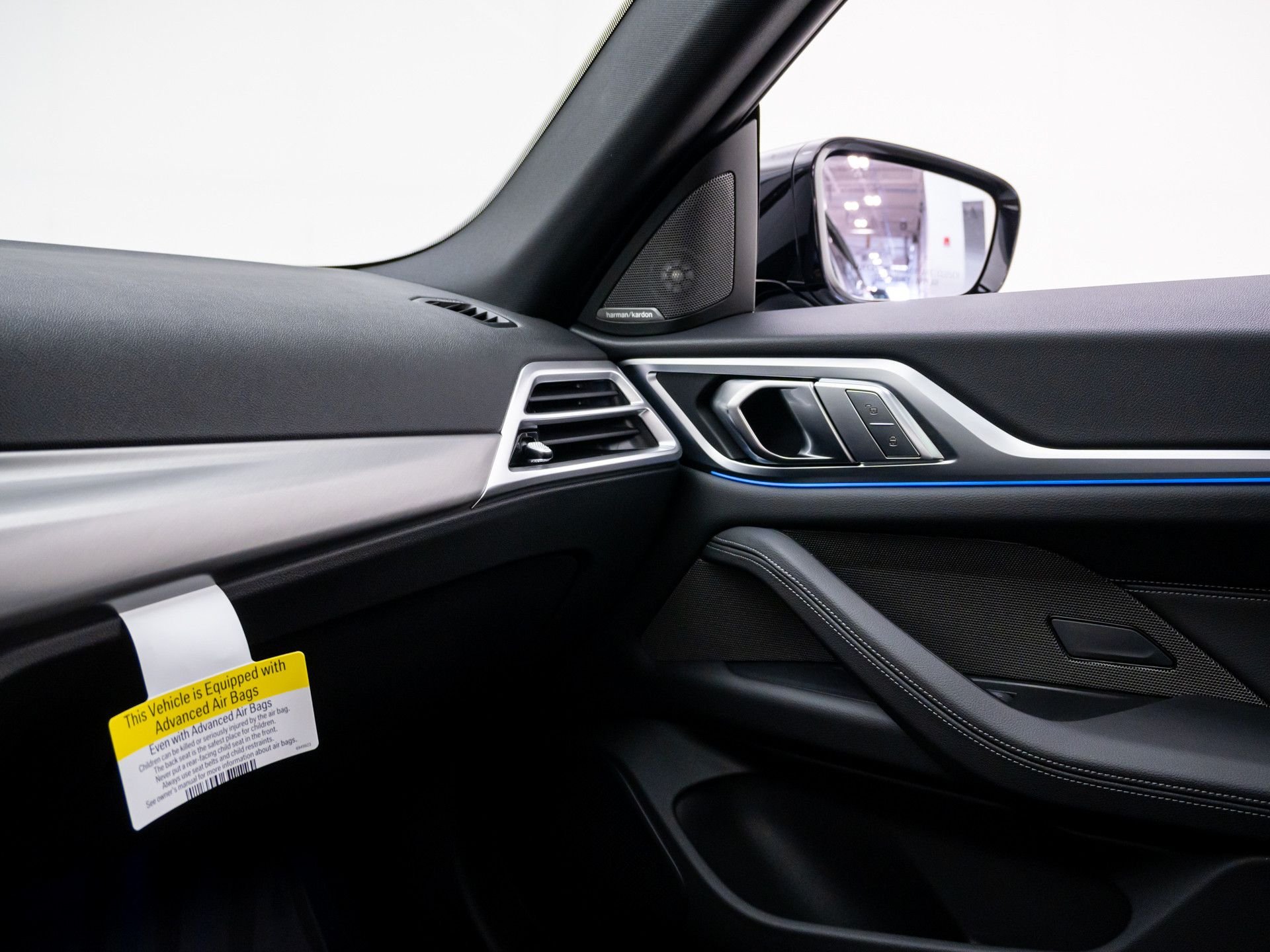 New 2026 Brooklyn Grey Metallic BMW xDrive40 image 32