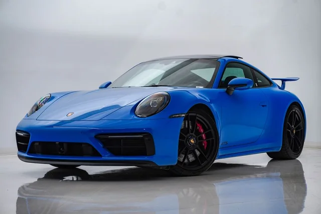 2024 Porsche 911 Carrera 4 GTS