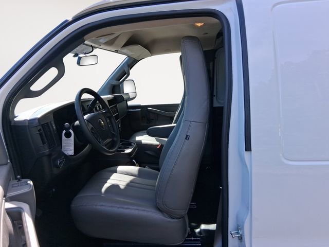 2025 Chevrolet Express Cargo Work Van - Photo 9
