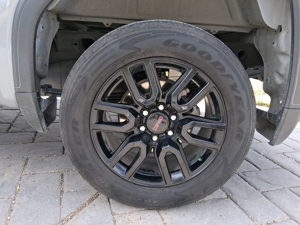Used 2024 Thunderstorm Gray GMC Elevation image 20