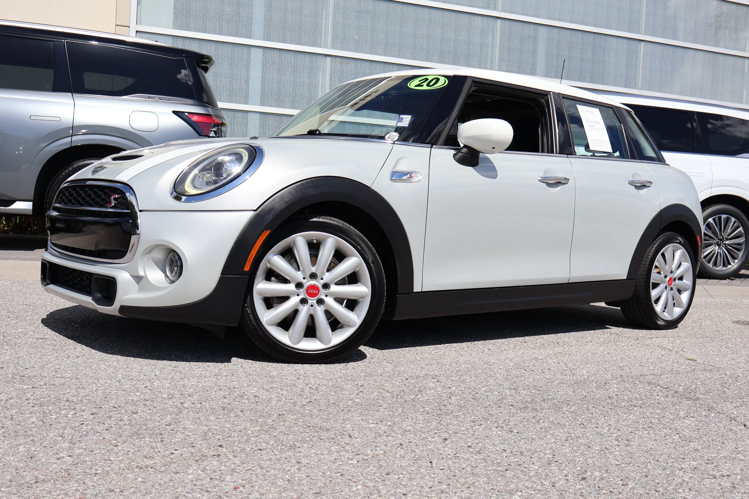 2020 MINI Hardtop Cooper S's photo