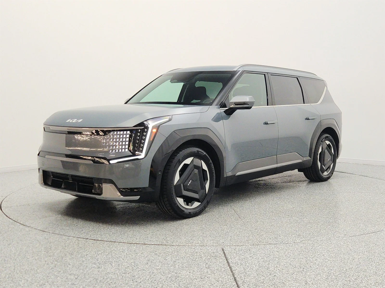 2024 Kia EV9 Land AWD's photo