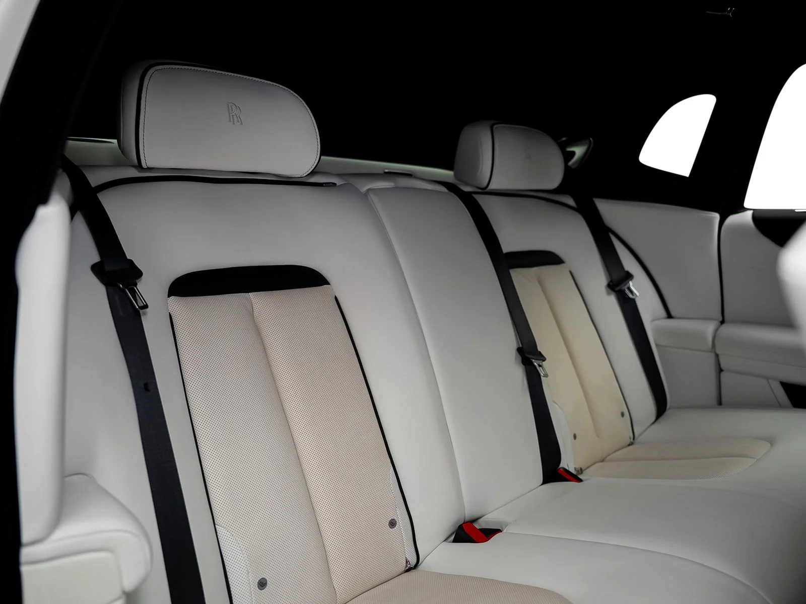 Used 2022 White Rolls-Royce Base image 35