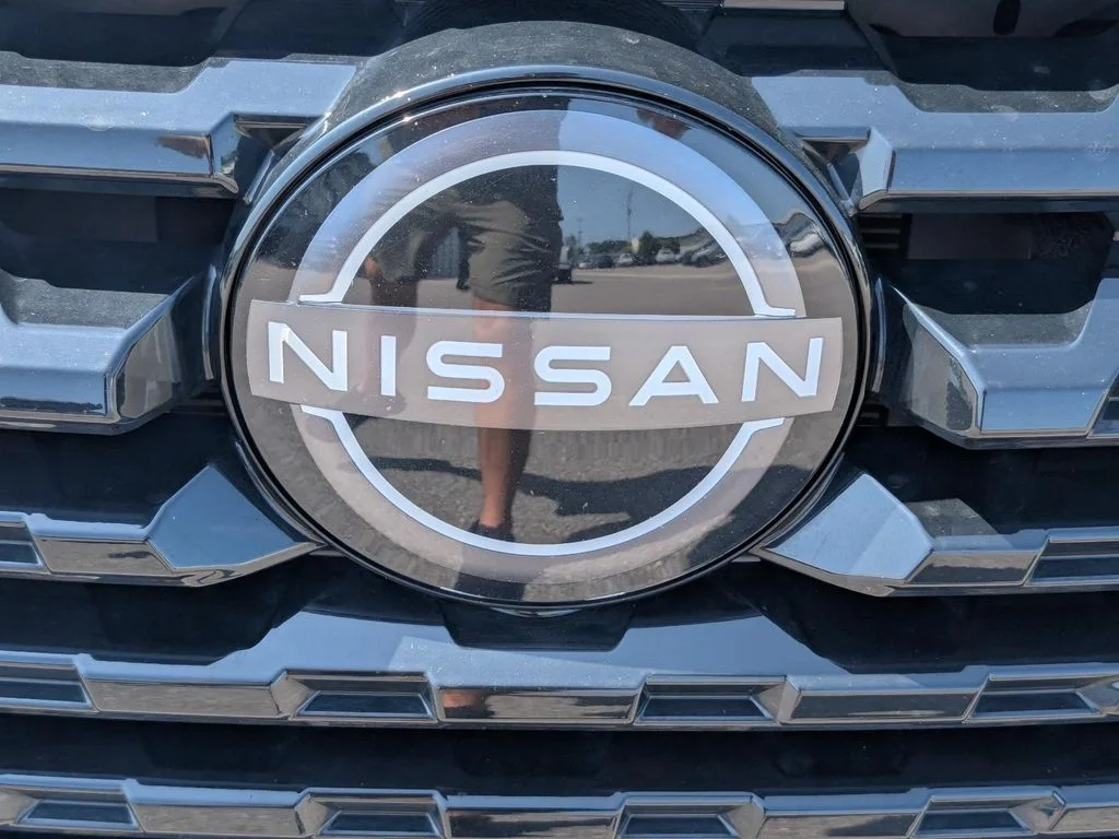 Used 2023 Black Nissan SV image 3