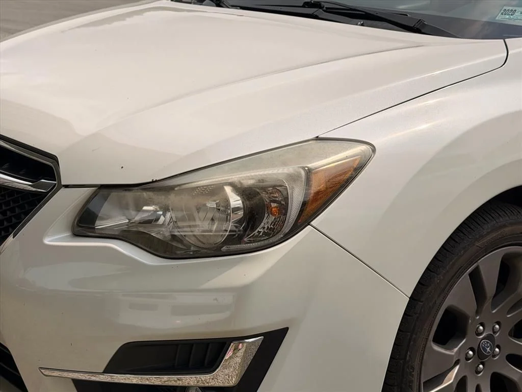 Used 2015 White Subaru 2.0i Sport Premium image 4