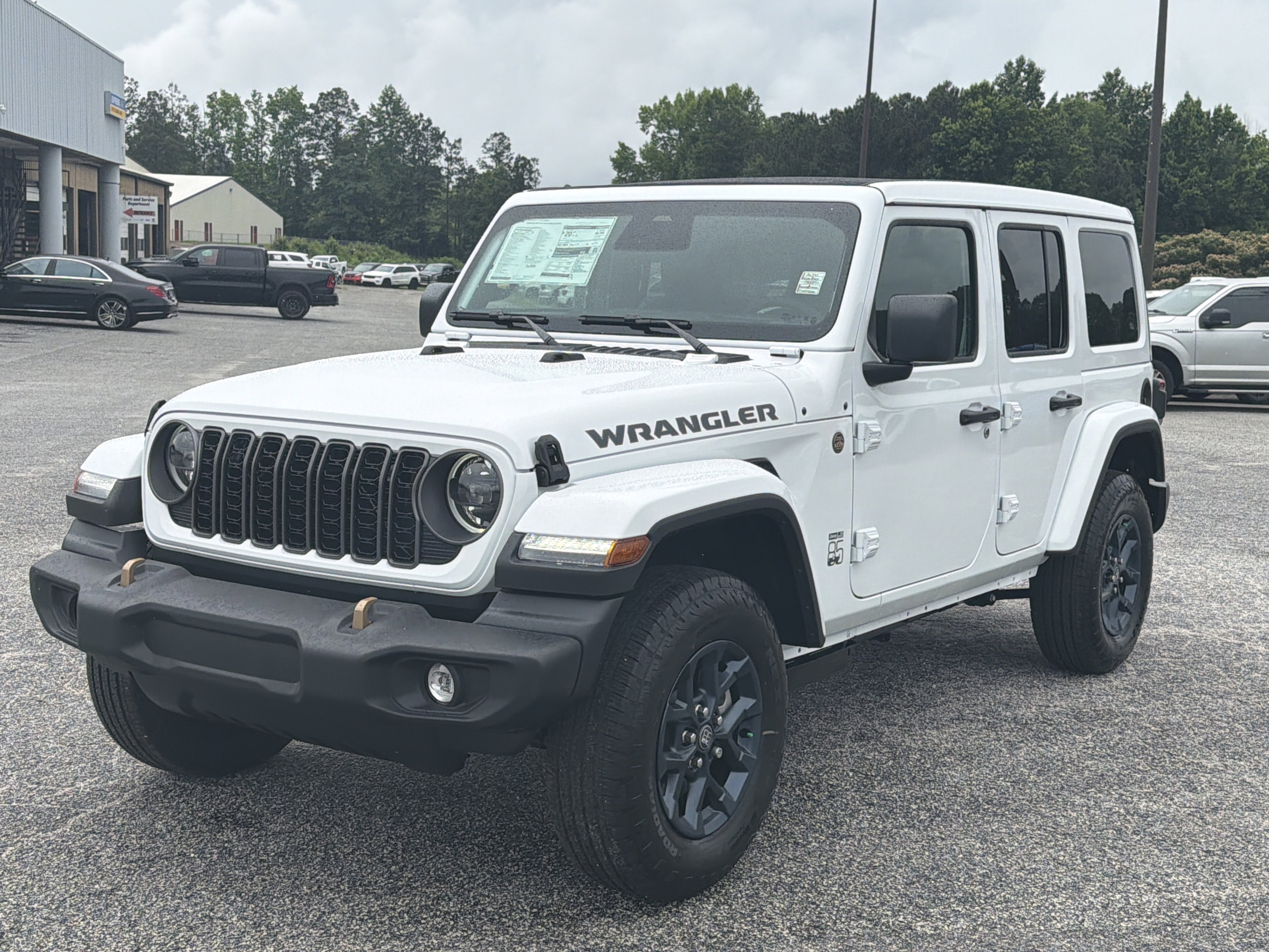 New 2026 Bright White Clear-Coat Exterior Paint Jeep 85th Anniversary image 4