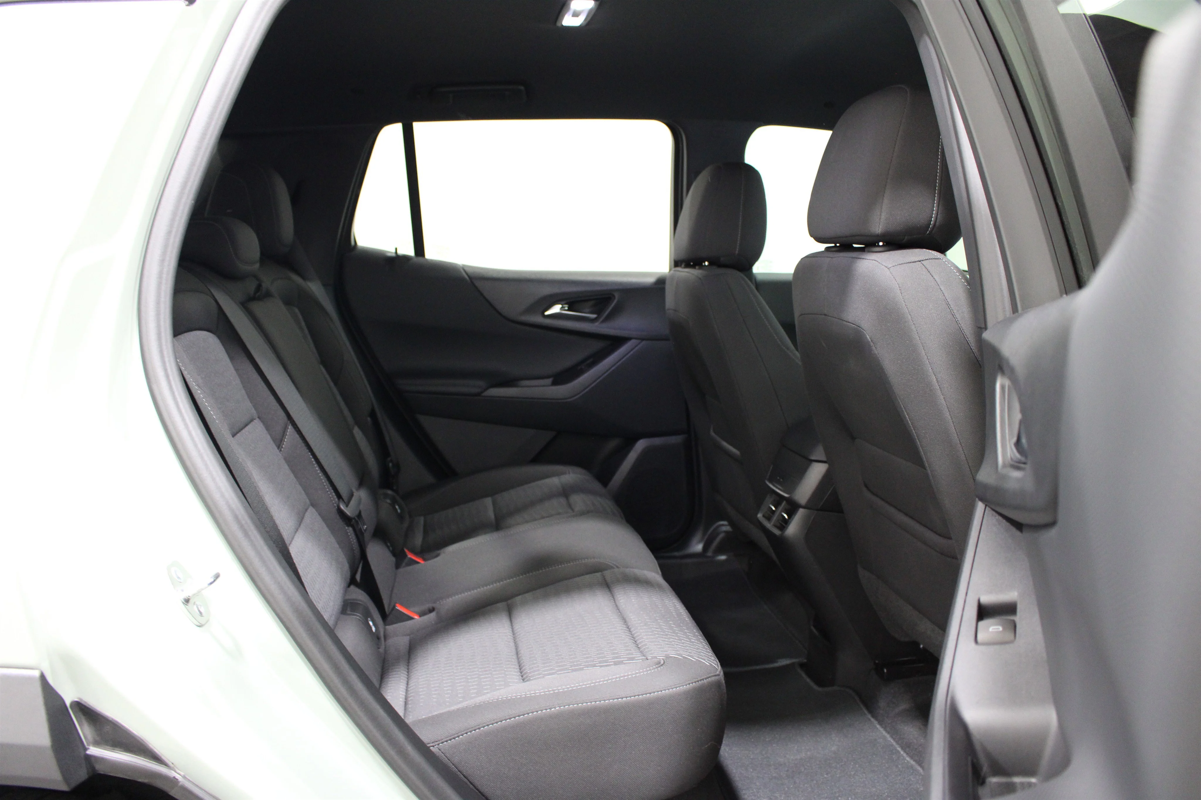 2026 Chevrolet Equinox LT - Photo 24