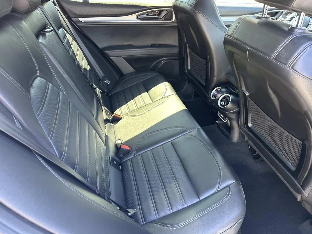 2024 Alfa Romeo Stelvio Veloce - Photo 16