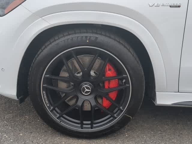 New 2026 MANUFAKTUR Moonlight White Metallic Mercedes-Benz AMG® GLE 63 S 4MATIC+ Coupe image 13