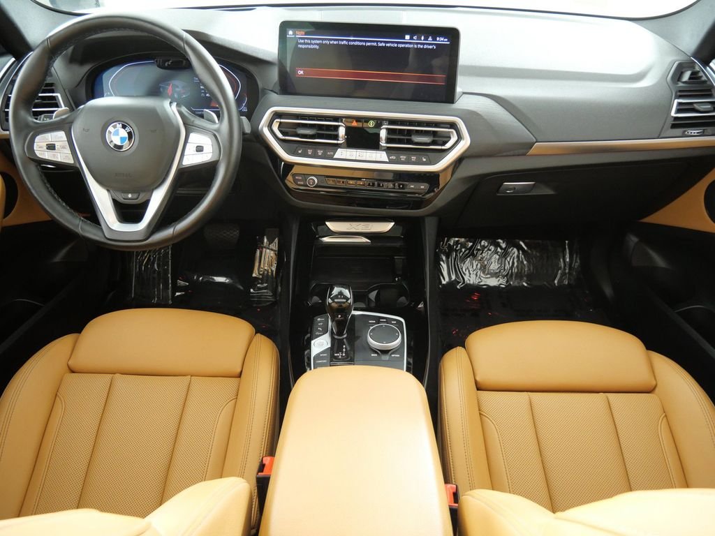 Used 2024 White BMW xDrive30i image 6