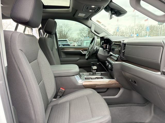 2025 CHEVROLET SILVERADO - Image 27