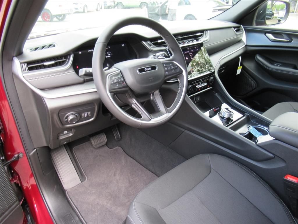 New 2026 Velvet Red Pearl-Coat Exterior Paint Jeep Laredo X image 16