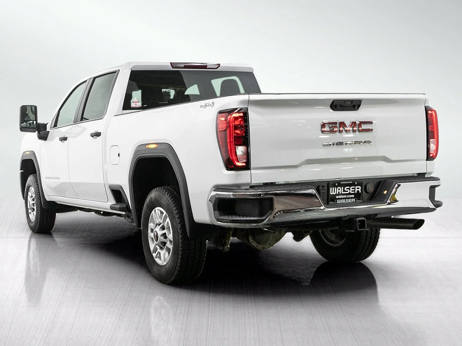 Used 2025 Summit White GMC Pro image 3