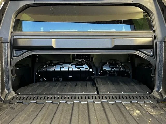 New 2026 Summit White GMC Elevation Extended Range image 44