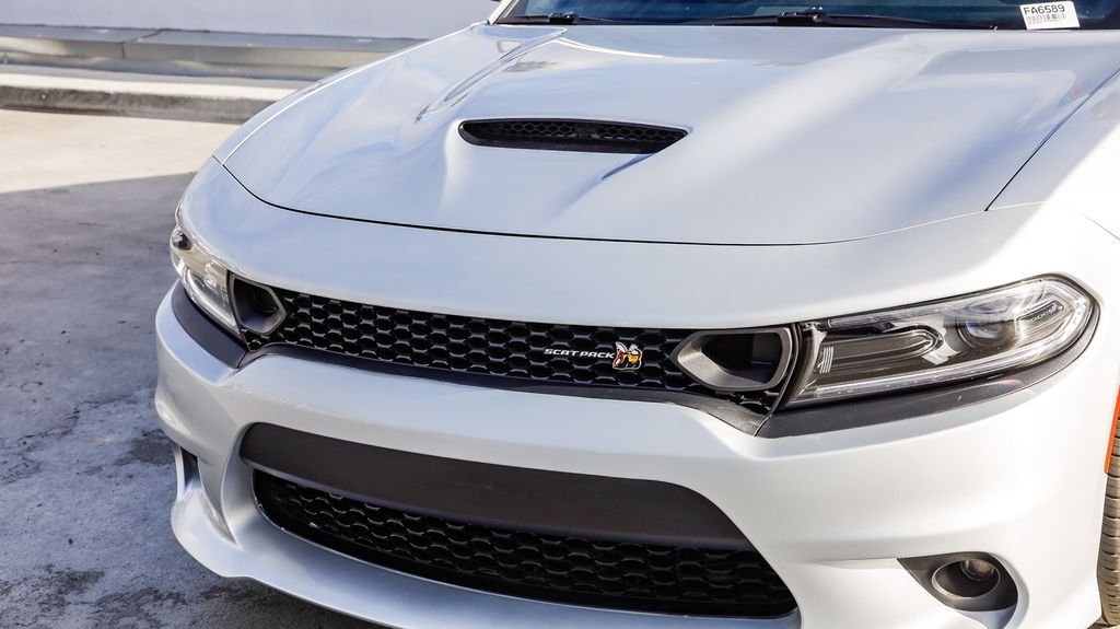 Used 2023 Triple Nickel Clearcoat Dodge R/T Scat Pack image 6