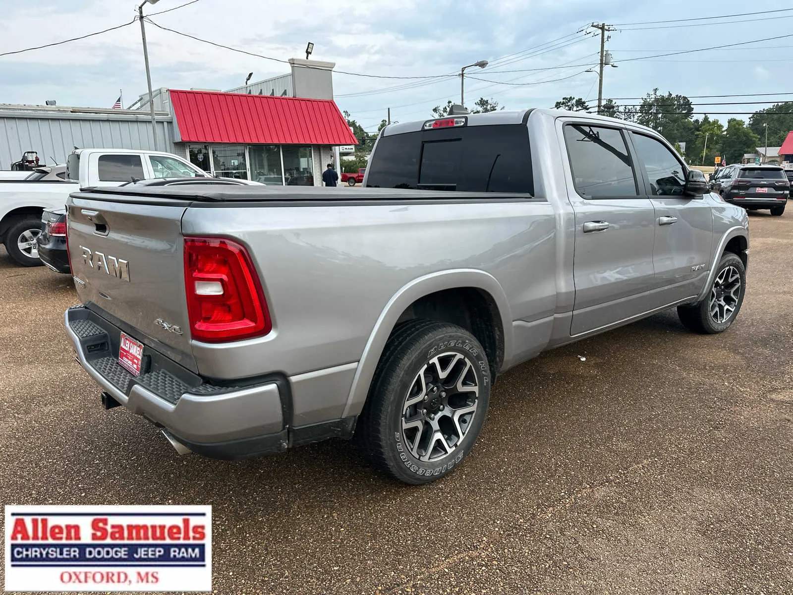 Certified Used 2025 Billet Silver Metallic Clearcoat Ram Laramie image 3