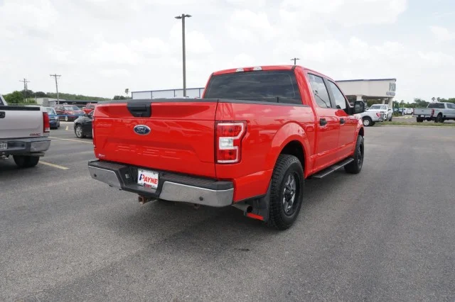 Used 2018  Ford XL image 5
