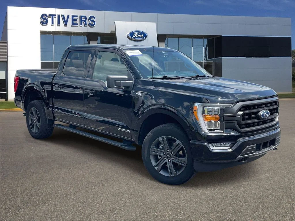 Certified Used 2023 Black Metallic Ford XLT image 1