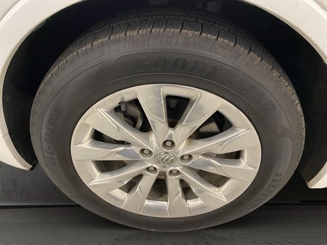 Used 2017 White Buick Essence image 16