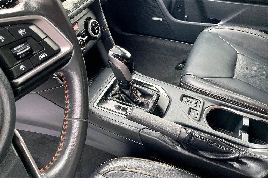 Used 2018 Dark Gray Metallic Subaru 2.0i Limited image 17