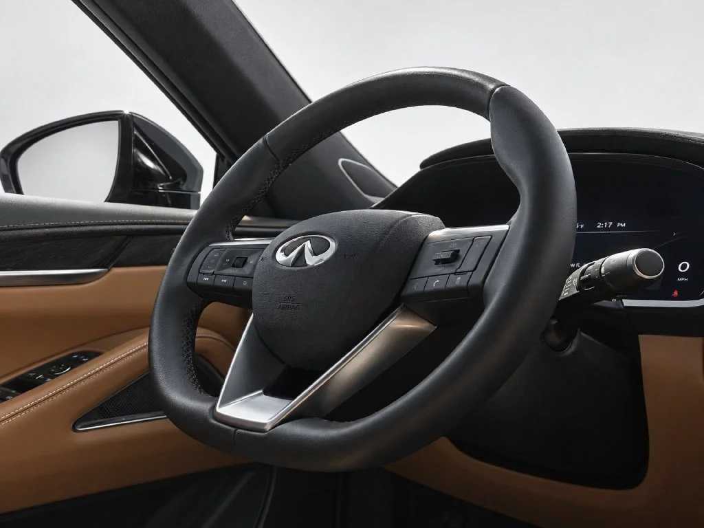 Used 2024 Black INFINITI Autograph image 19