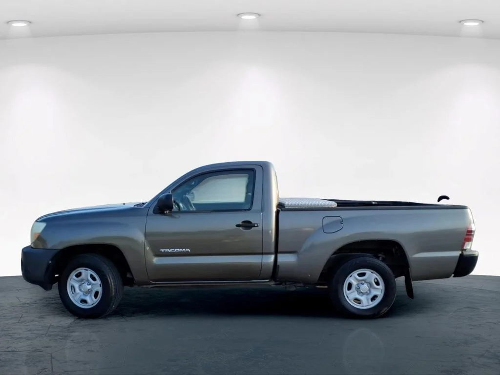 Used 2009 Beige Toyota  image 10