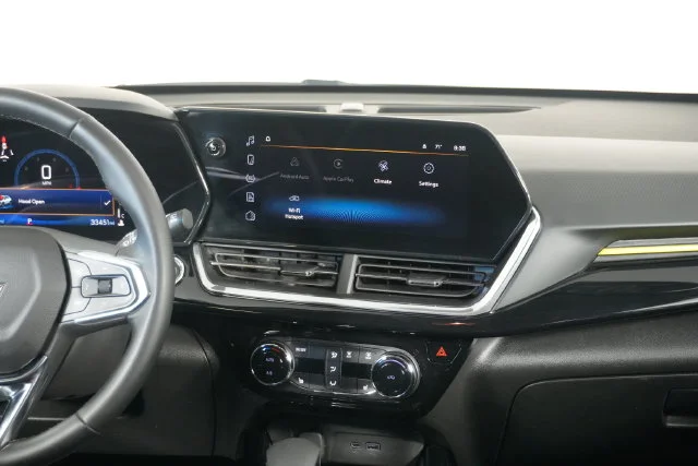 Used 2025 Green Chevrolet ACTIV image 24