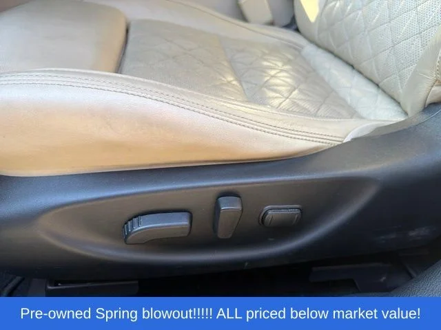 Used 2016 Blue Nissan Platinum image 18