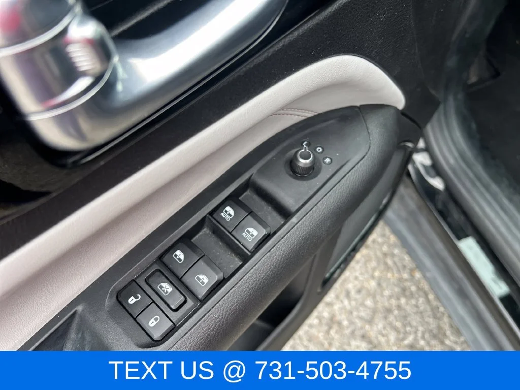 Used 2025 Black Jeep Limited image 12