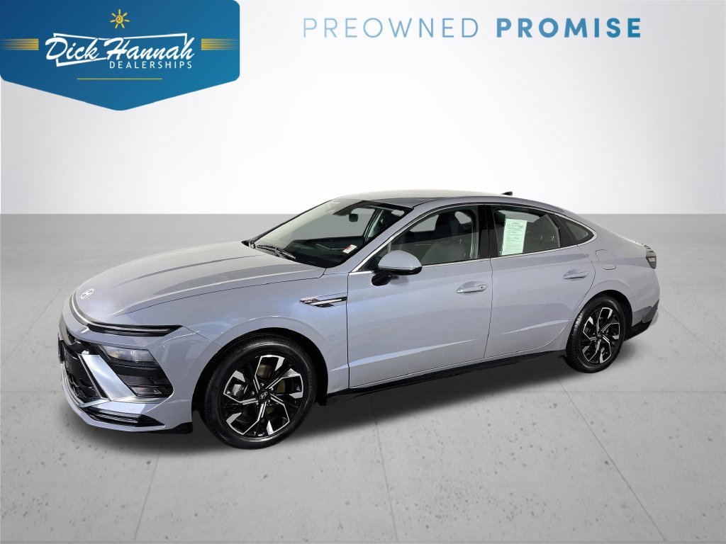 Used 2025 Blue Hyundai SEL image 1