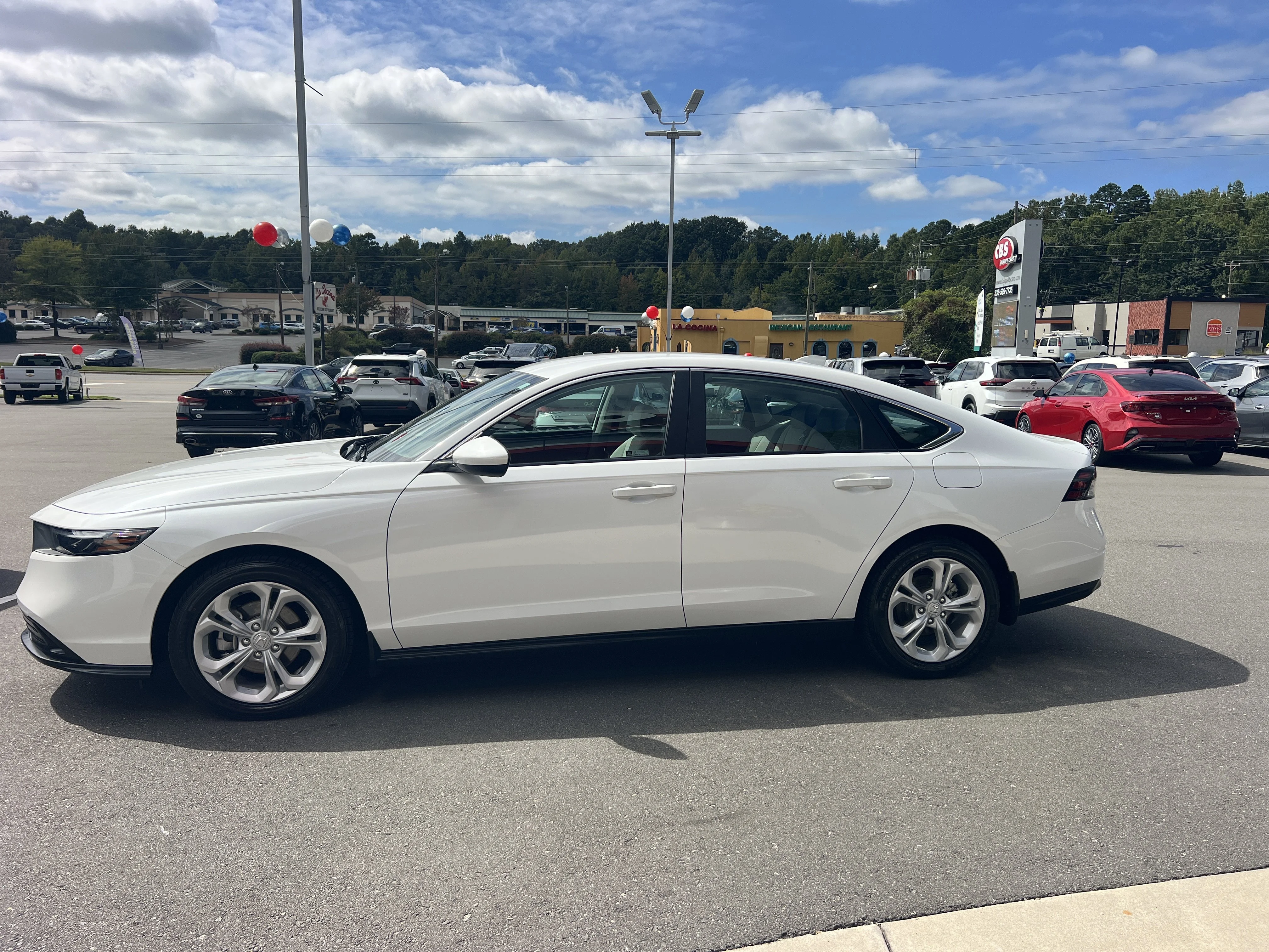2024 Honda Accord LX - Photo 6