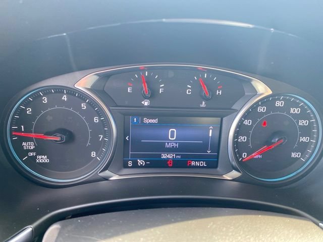 Used 2024 Lakeshore Blue Metallic Chevrolet LT image 23