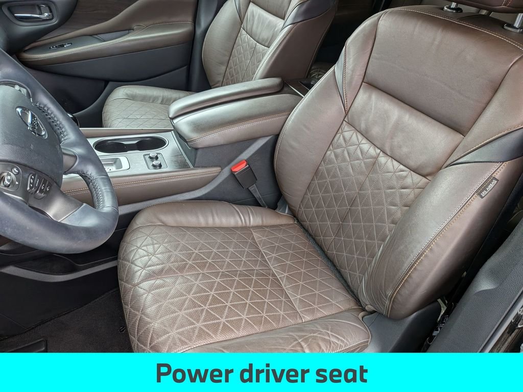 Used 2021 Black Nissan Platinum image 16