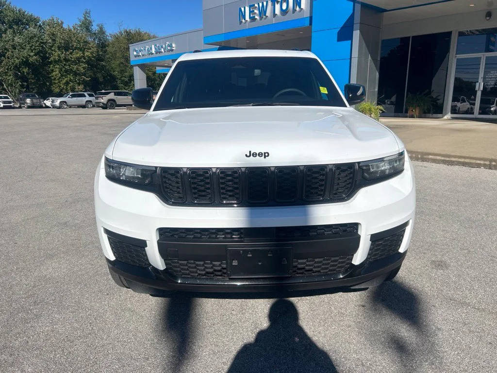 Used 2024 Bright White Clearcoat Jeep Altitude image 2