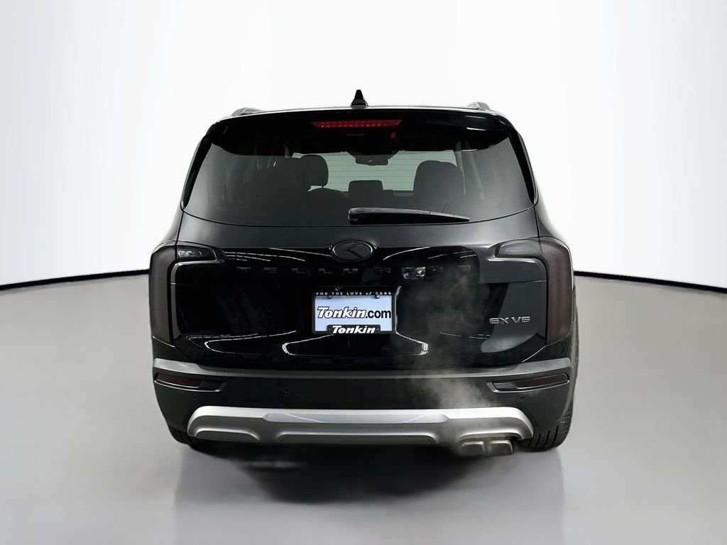 Used 2020 Ebony Black Kia EX image 7