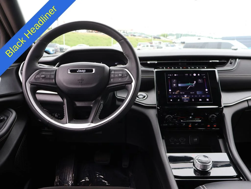 Used 2023 Gray Jeep Altitude X image 20