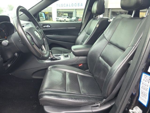 Used 2021 Diamond Black Jeep Limited image 9