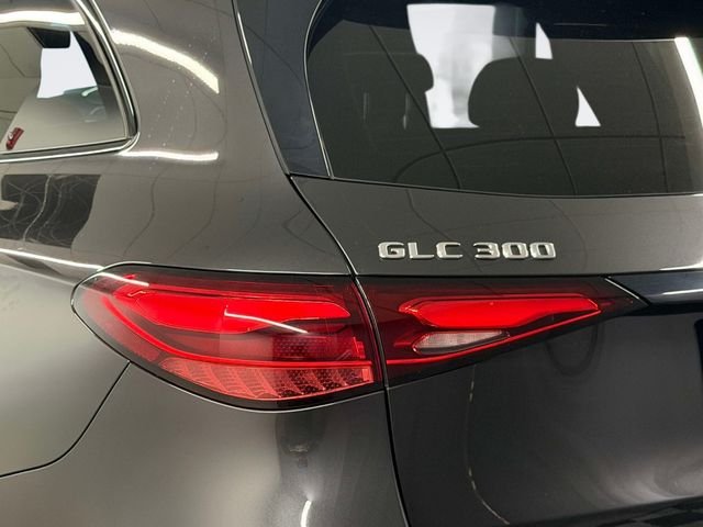 Certified Used 2024 Gray Mercedes-Benz GLC 300 image 10