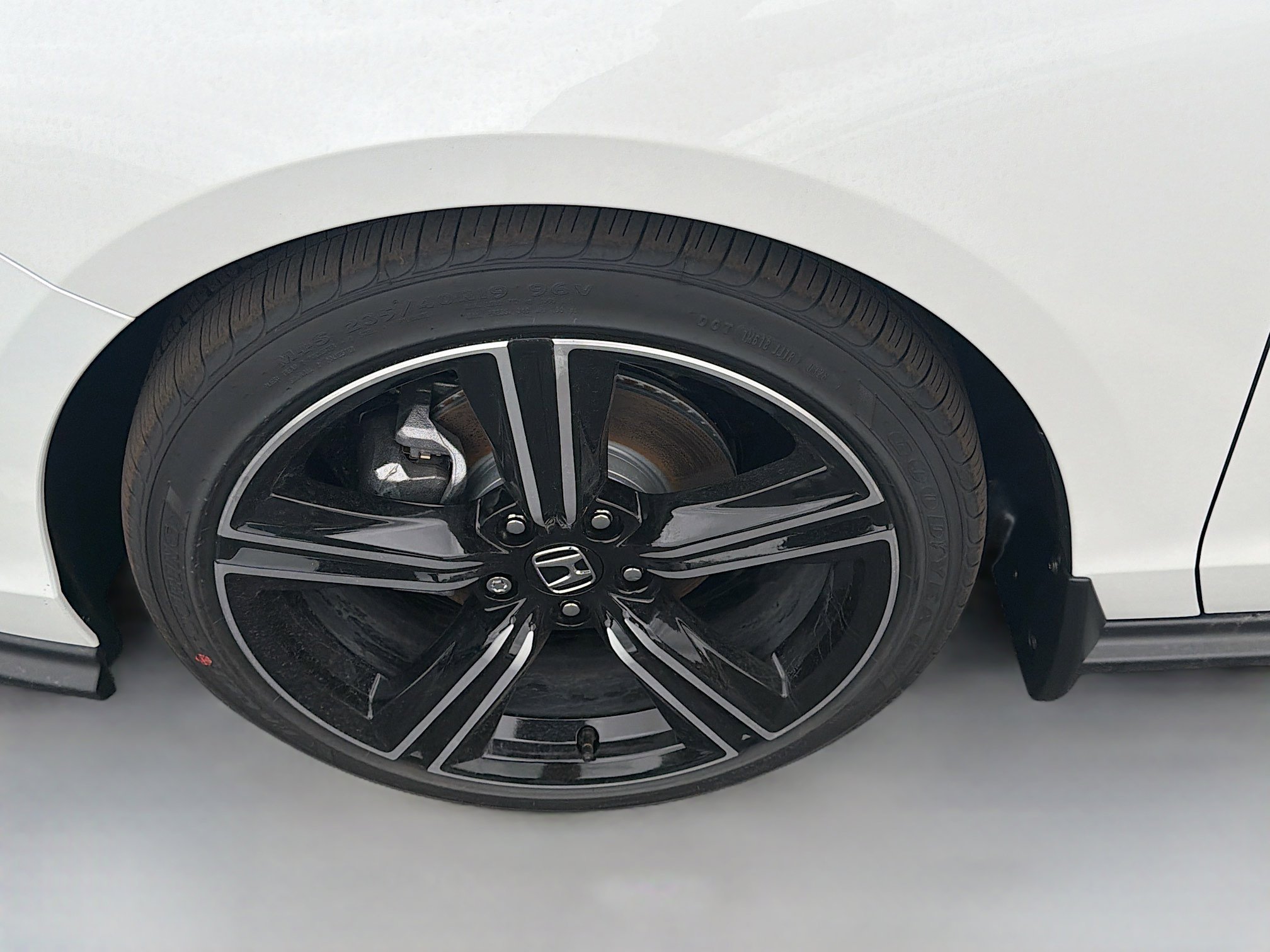 New 2026 Platinum White Pearl Honda SE image 26
