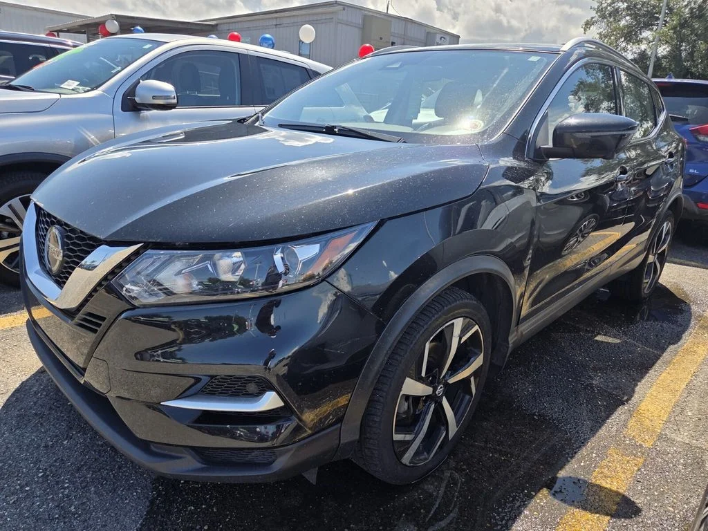 2022 Nissan Rogue Sport SL