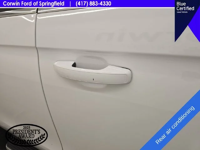 Used 2022 Oxford White Ford XLT image 10