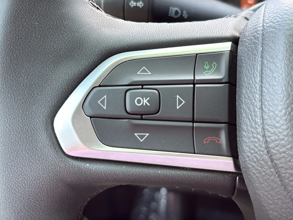 2025 Jeep Compass Limited - Photo 30