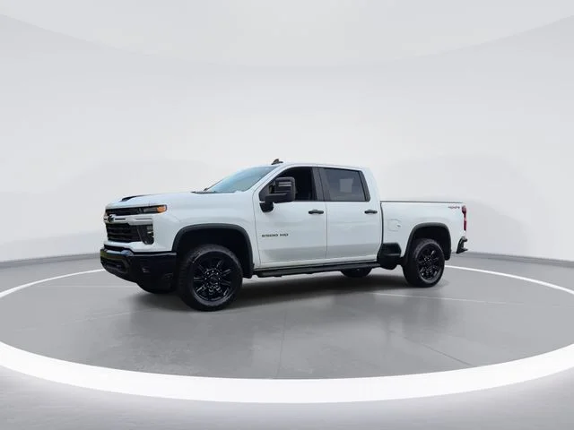 Used 2024 White Chevrolet Custom image 4
