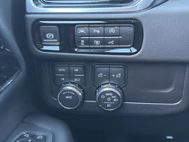 New 2026 Glacier White Tricoat GMC Denali image 30