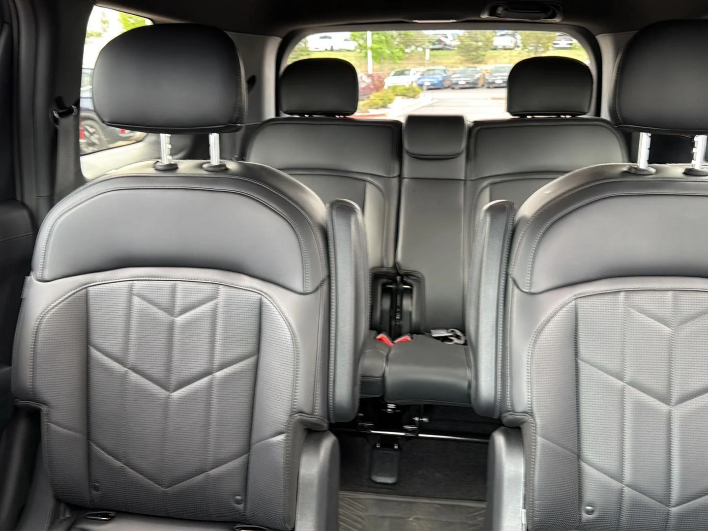 Used 2027 Black Jade Green Kia X-Line EX image 16