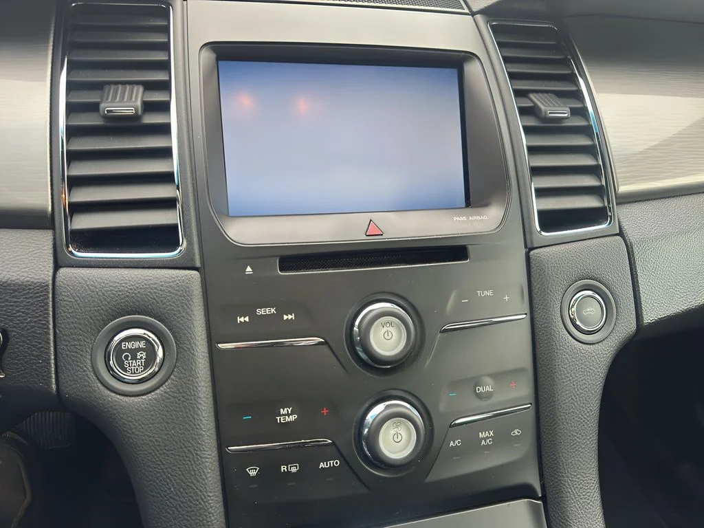 Used 2013 BLU Ford SEL image 21