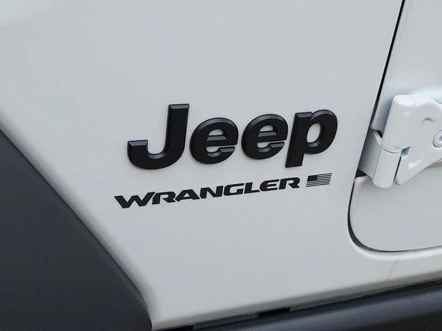 New 2026 Bright White Clear-Coat Exterior Paint Jeep Willys image 9