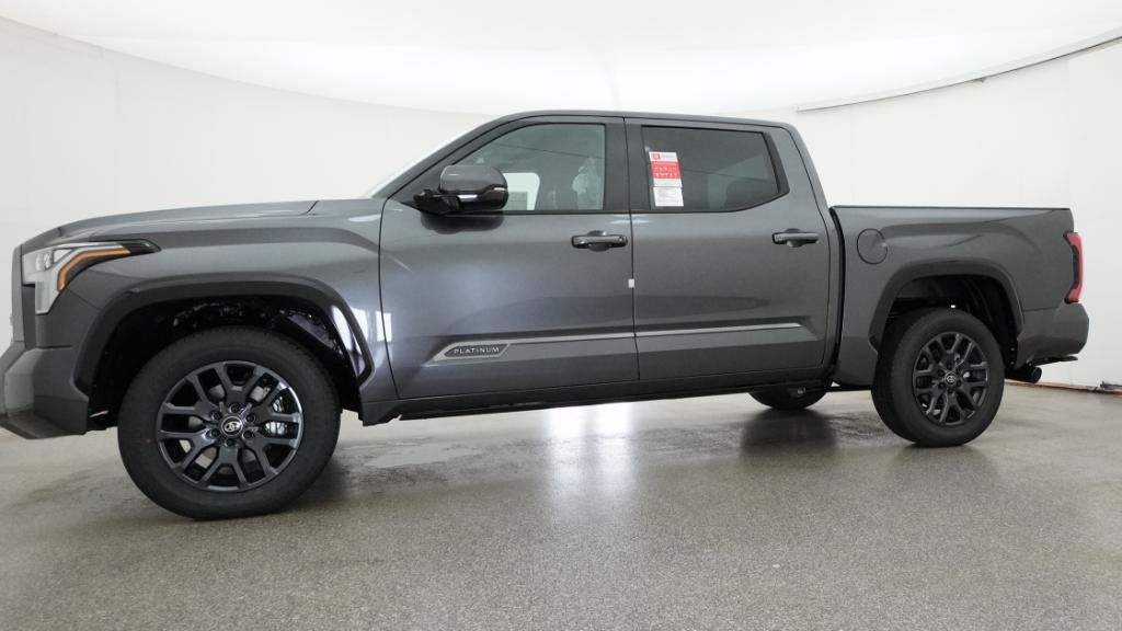 New 2026 Magnetic Gray Metallic Toyota Platinum image 29