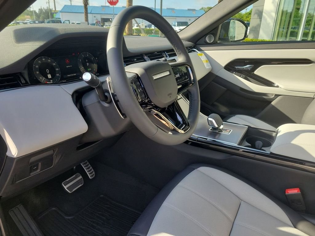 2026 Land Rover Range Rover Evoque Dynamic SE - Photo 25