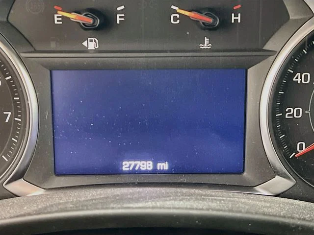 Used 2023 Black GMC SLE image 9